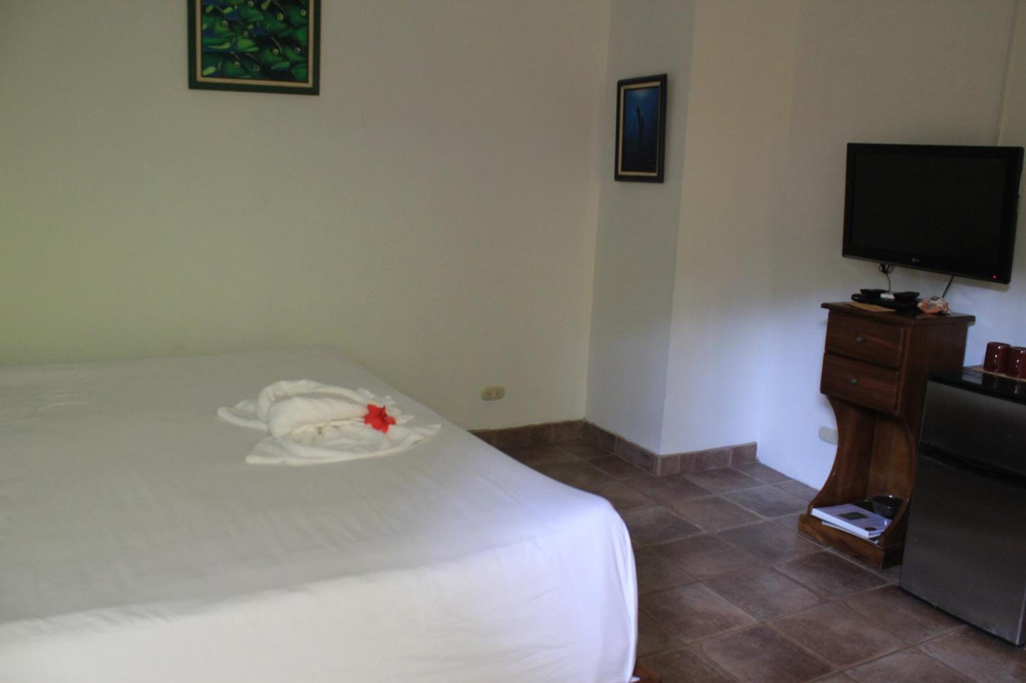 La Posada Jungle Hotel Manuel Antonio Cameră foto